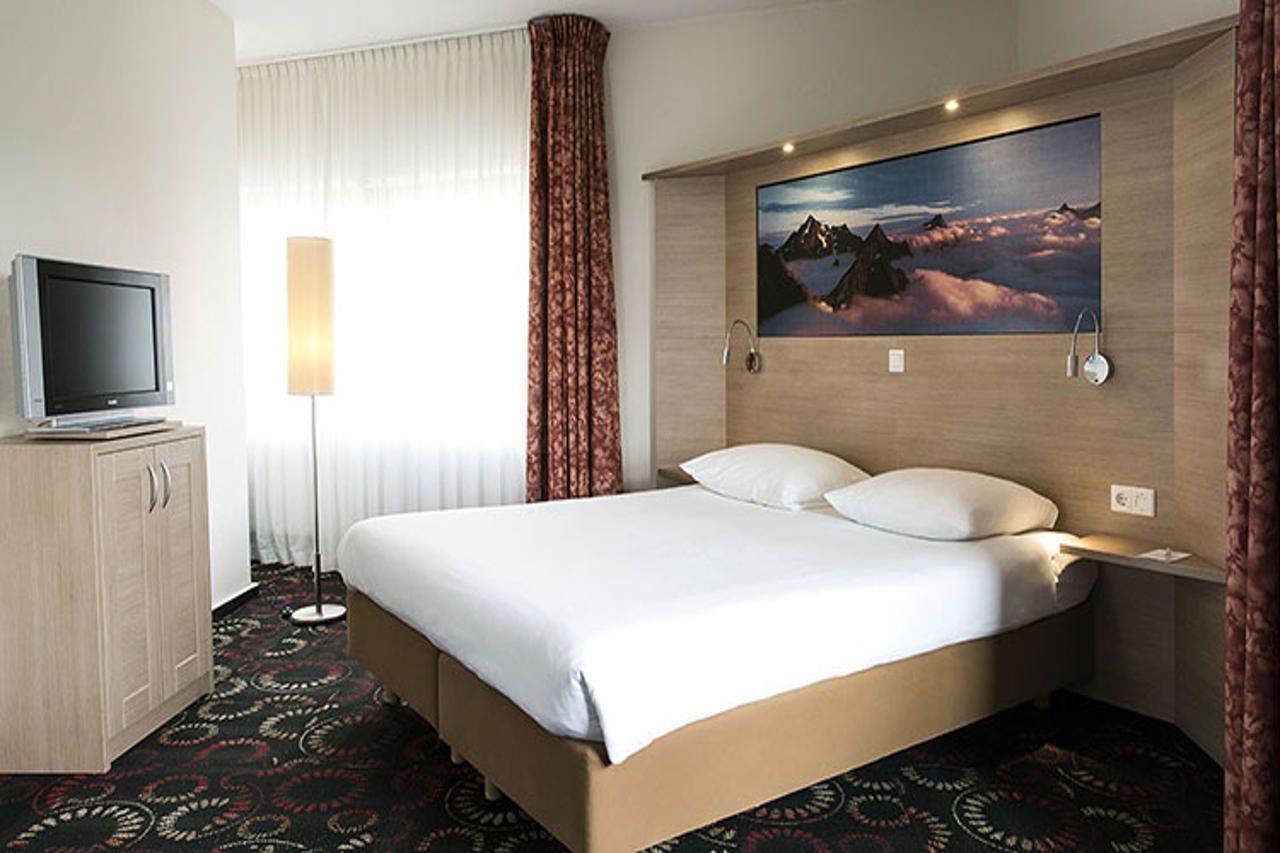Leonardo Hotel Hengelo City Center เฮงเงโล ภายนอก รูปภาพ