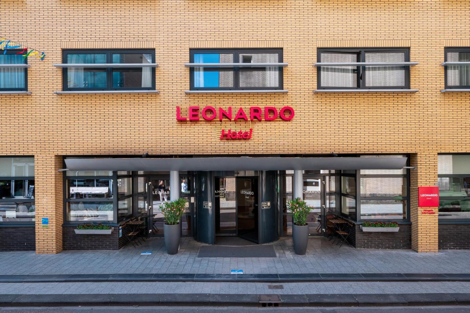 Leonardo Hotel Hengelo City Center เฮงเงโล ภายนอก รูปภาพ